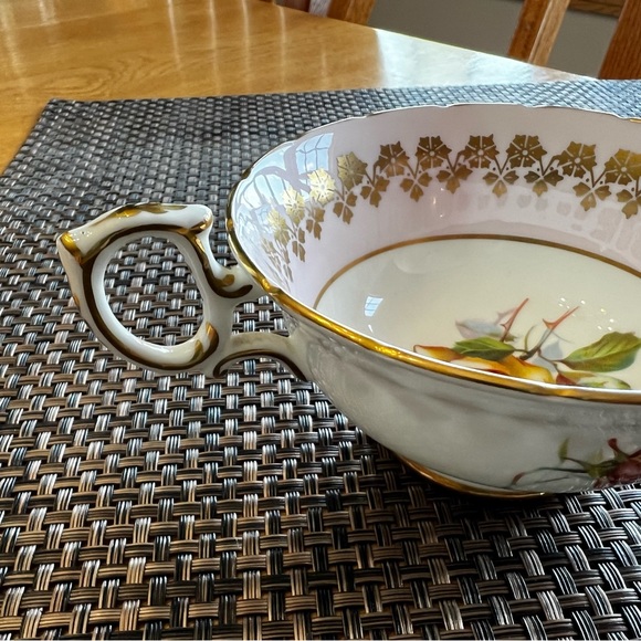 Tea Cup and Saucer. Light Pink Border with Yellow Rose
Center Hammersley Tea - Picture 10 of 11